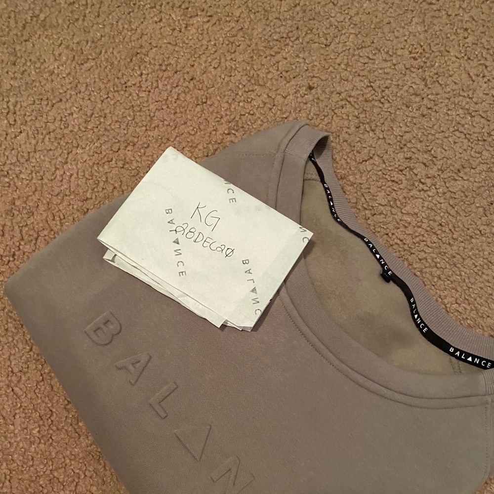 Balance Athletica Essence Crew